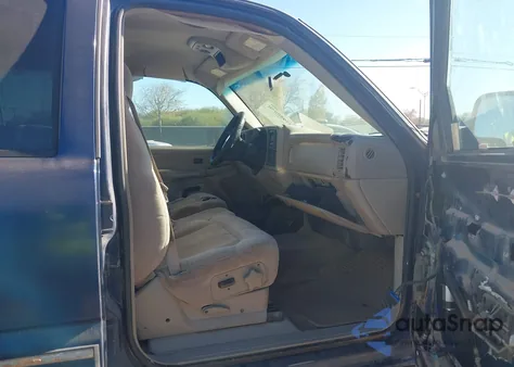 2001 Chevrolet Silverado 2500Hd Ls from USA, damaged, VIN 1GCHC23U71F181536